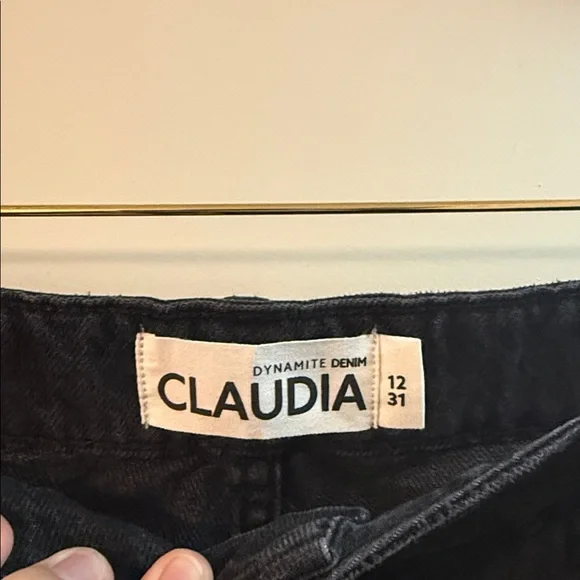 Dynamite Black Raw-Hem Denim Shorts Size 12 - Picture 2 of 5